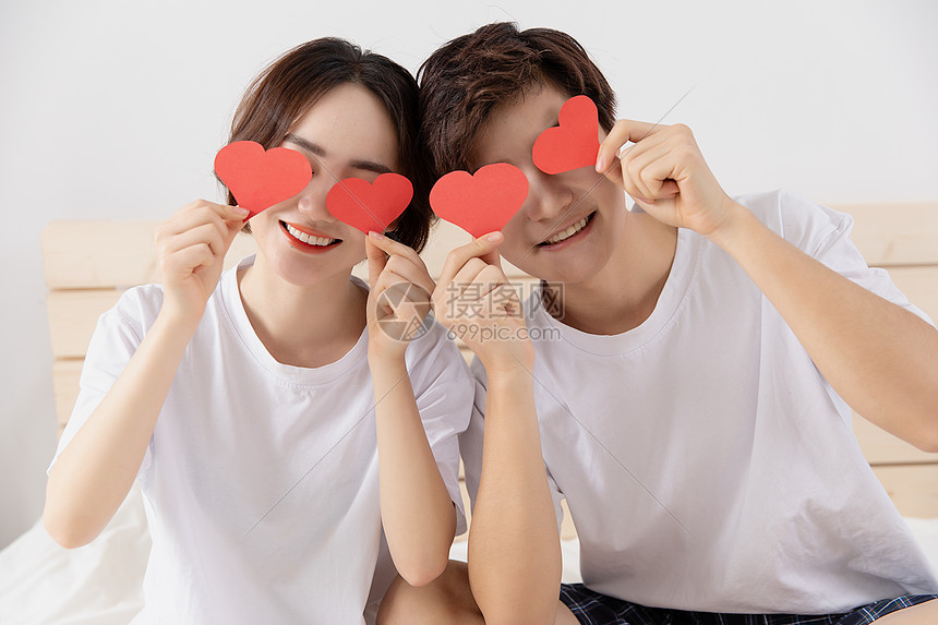 智元机器人：发布行业首个机器人世界模型开源平台Genie Envisioner